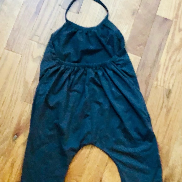 9 Months Black Halter Romper Onesie with Pockets - Picture 2 of 4